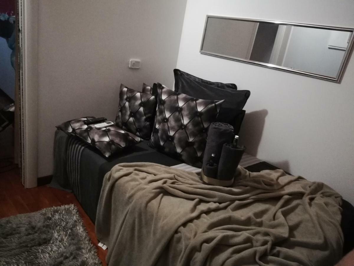 桑德拉 Garda House酒店 外观 照片