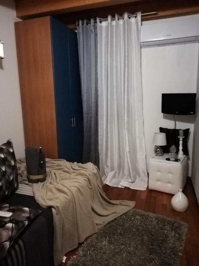 桑德拉 Garda House酒店 外观 照片