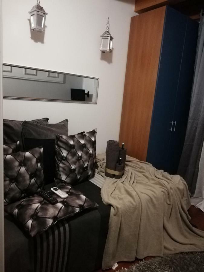 桑德拉 Garda House酒店 外观 照片