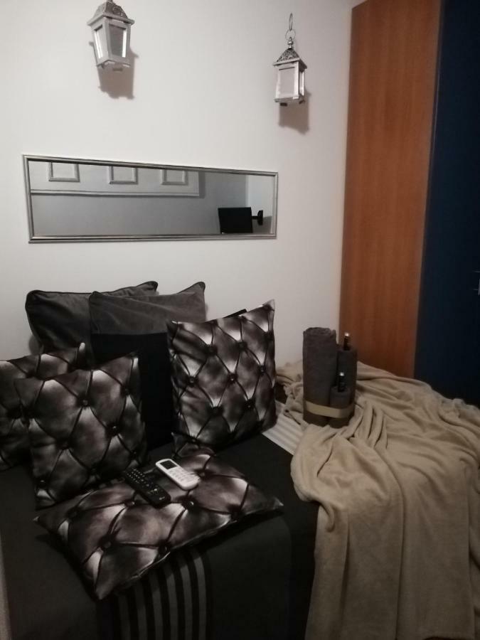 桑德拉 Garda House酒店 外观 照片