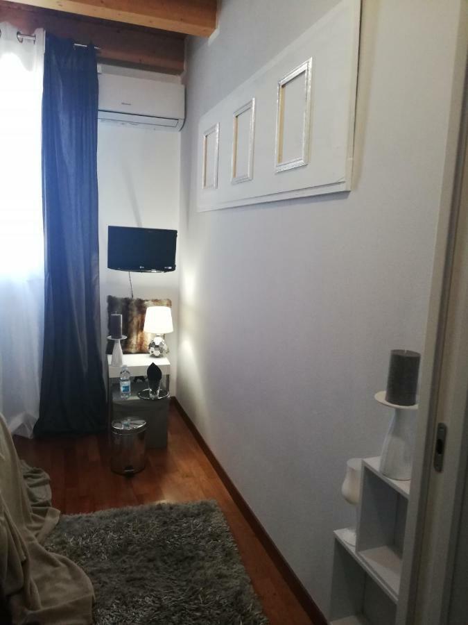 桑德拉 Garda House酒店 外观 照片